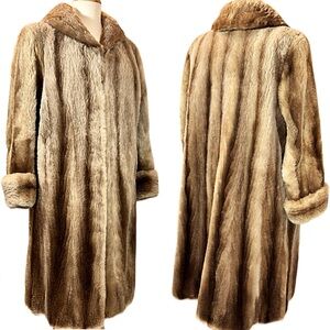 Vintage Sheared Nutria Full Length Women’s Elegant Brown and Tan Fur Coat Size L